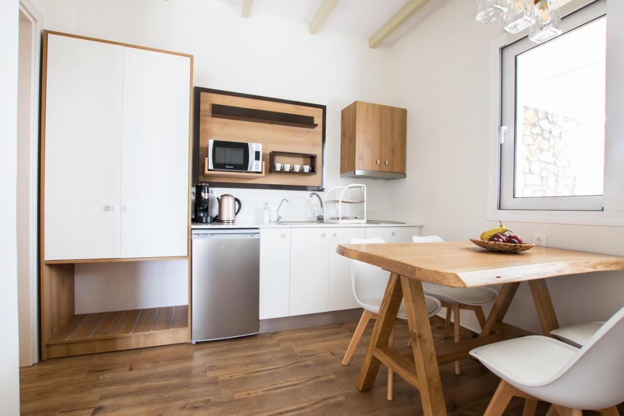 Theros Luxury Villas Damatria Buitenkant foto